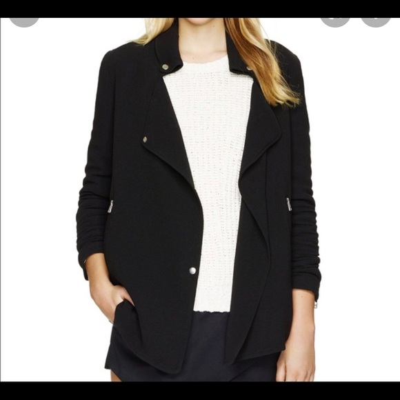 Aritzia Jacket Blazer - Picture 6 of 6